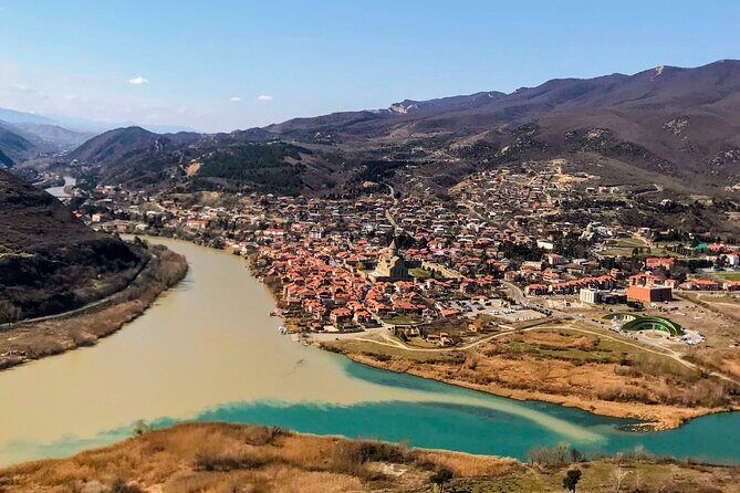Tbilisi: Sabaduri Forest, Georgian Stonehenge & Bear Sanctuary - Chronicles of Georgia: the Georgian Stonehenge at the Tbilisi Sea reservoir