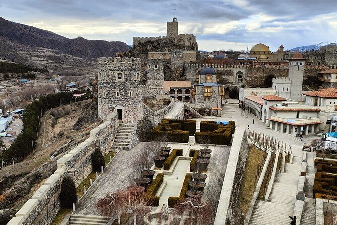 Tbilisi to Magical Borjomi Rabati and Vardzia Cave Guided Tour - A Long Day That Doesn’t Feel Like a Slog: 7:00 AM to Back in Tbilisi