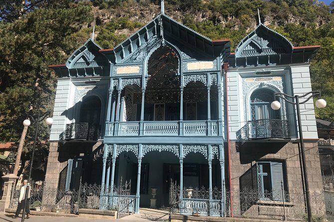 Vardzia caves - Rabati castle - Borjomi park from Tbilisi one-day tour - Khertvisi Fortress: the quick history starter (and why it matters)