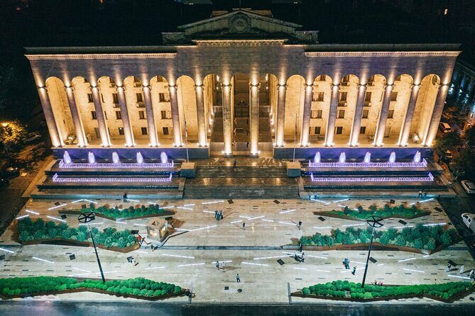 Walking Tour Tbilisi: From the USSR to the 1st Female President - Presidential Palace details: why there are two palaces