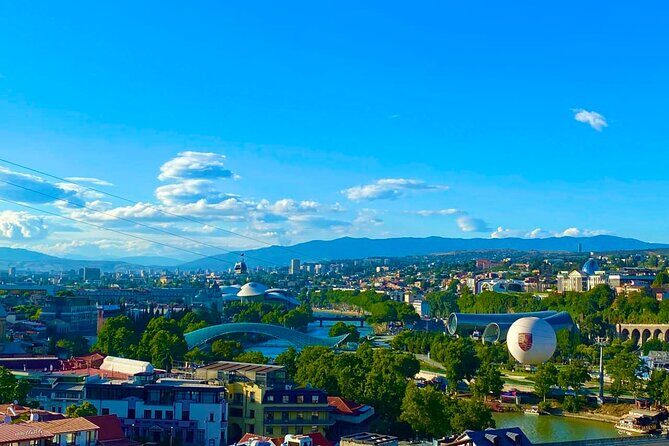 Wine promenade in hospitable Tbilisi - Group Size, Languages, and Meeting Point Details That Affect Your Comfort