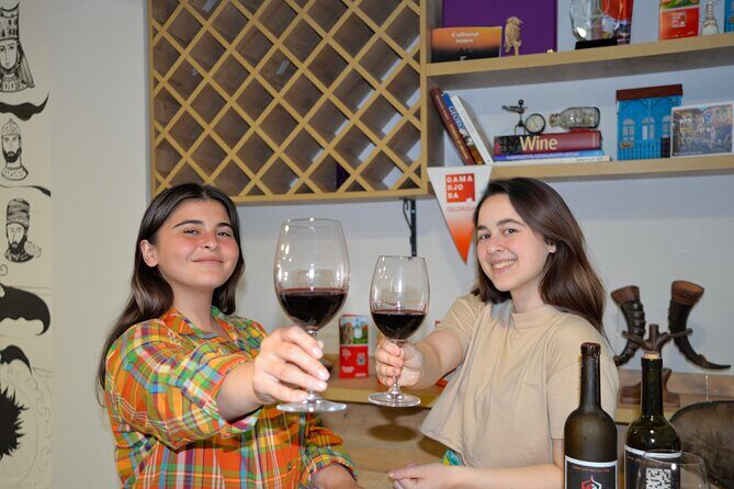 Wine Tasting in Tbilisi - How the night unfolds: tasting while you learn
